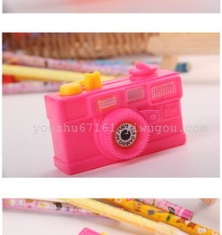 义乌市囿竹日用品商行 批发2元照相儿童玩具，直供百货与农产品